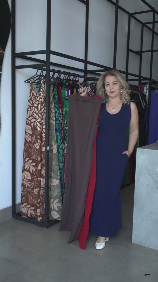 Vestido Ana — vídeo no corpo